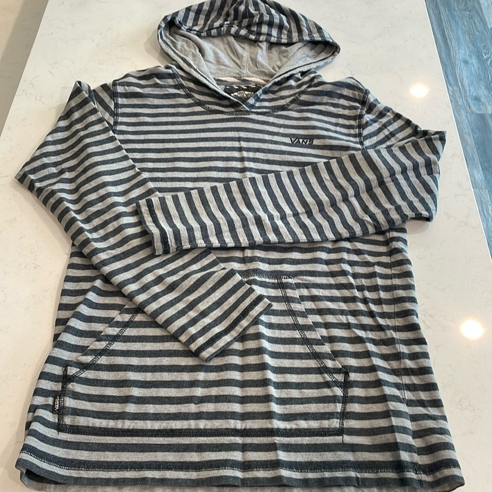 Vintage Men’s Lightweight Pullover Hooded Shirt